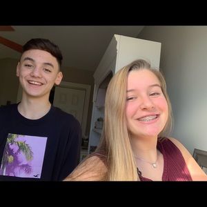 Meet your Posher, Eva